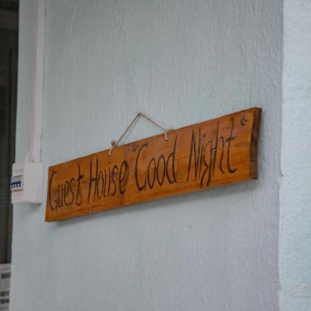 Hotel Good Night Jalal-Abad Exterior foto